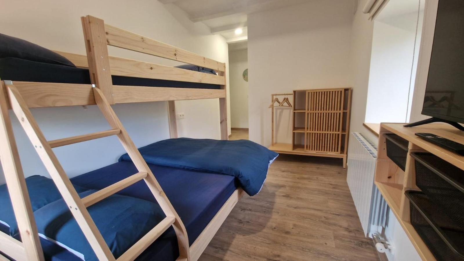 Albergue La Incera San Martin  ภายนอก รูปภาพ